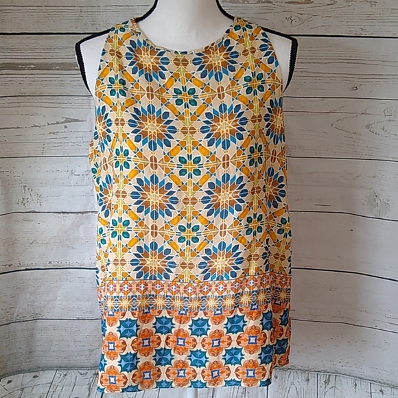 Antibes Blanc Tops - NWT Antibes Blanc sleeveless blouse